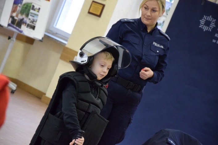 Elbląg. Dzieci odwiedziły elbląską komendę policji