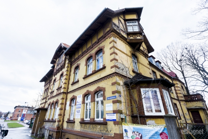 hotel „Stadt Elbing”, ob. przychodnia, ul. Żeromskiego 2, nr rej.: 242/92 z 24.12.1992