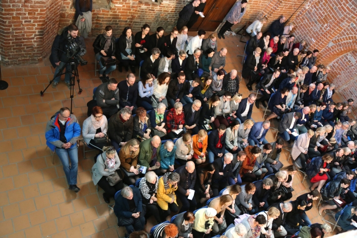 Elbląg. Owacja na stojąco dla wykonawców Requiem  Mozarta