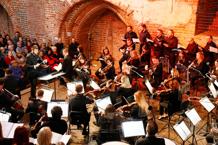 Elbląg. Owacja na stojąco dla wykonawców Requiem  Mozarta