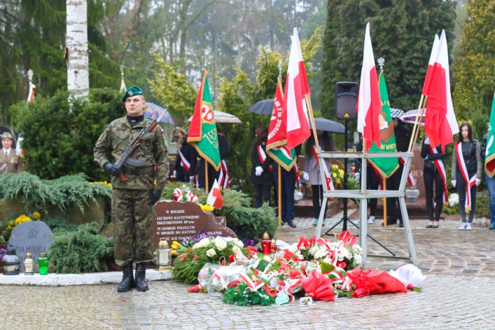 Elbląg pamięta o Katyniu - zobacz zdjęcia