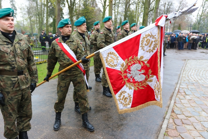 Elbląg pamięta o Katyniu - zobacz zdjęcia