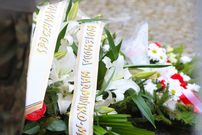 Elbląg pamięta o Katyniu - zobacz zdjęcia