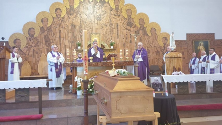 Elbląg. Pogrzeb księdza Bogdana Rusinowskiego (+zdjęcia)