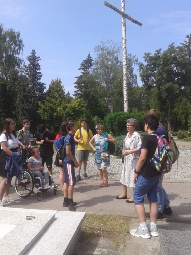 Elbląg.  Prawdziwa historia podczas spaceru po cmentarzu Agrykola