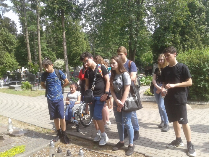 Elbląg.  Prawdziwa historia podczas spaceru po cmentarzu Agrykola