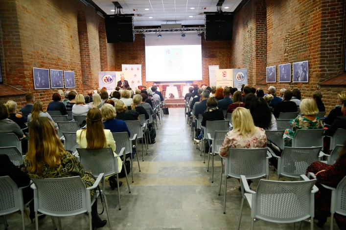 Elbląg. Wiemy, kto został wyróżniony podczas konferencji ZNP i Ligi Kobiet Polskich