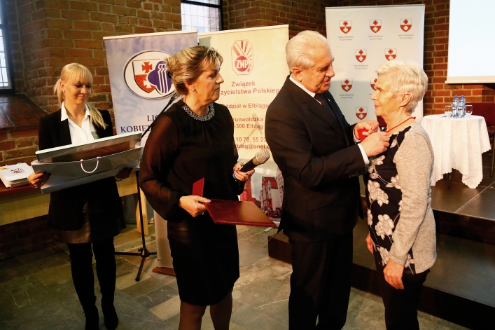 Elbląg. Wiemy, kto został wyróżniony podczas konferencji ZNP i Ligi Kobiet Polskich