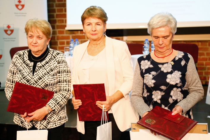 Elbląg. Wiemy, kto został wyróżniony podczas konferencji ZNP i Ligi Kobiet Polskich