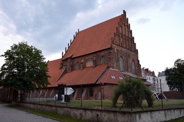 zespół klasztorny dominikanów, ob. Galeria „EL”, ul. Garbary, Wałowa, Kuśnierska, XIII, po 1960