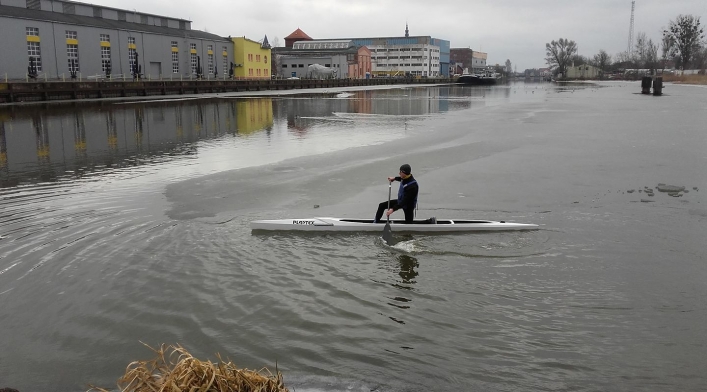 Elbląscy kajakarze w końcu zeszli na wodę