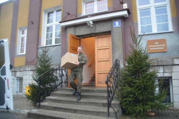 Elbląscy kombatanci otrzymali świąteczne paczki