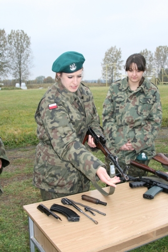 Elbląscy uczniowie na zgrupowaniu poligonowym