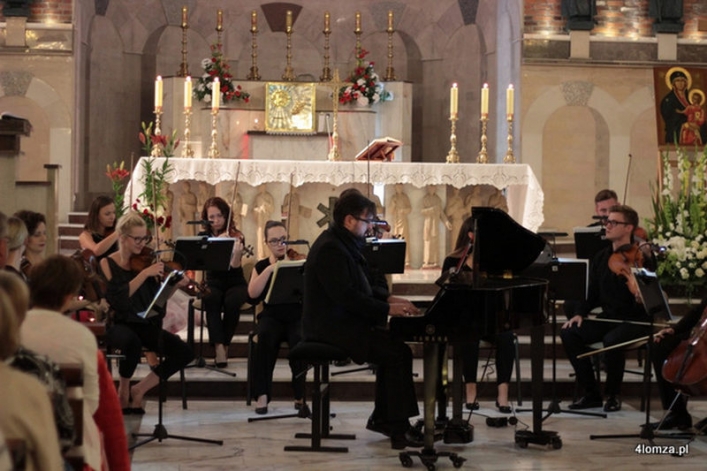 Elbląska Orkiestra Kameralna podbiła Łomżę muzyką filmową