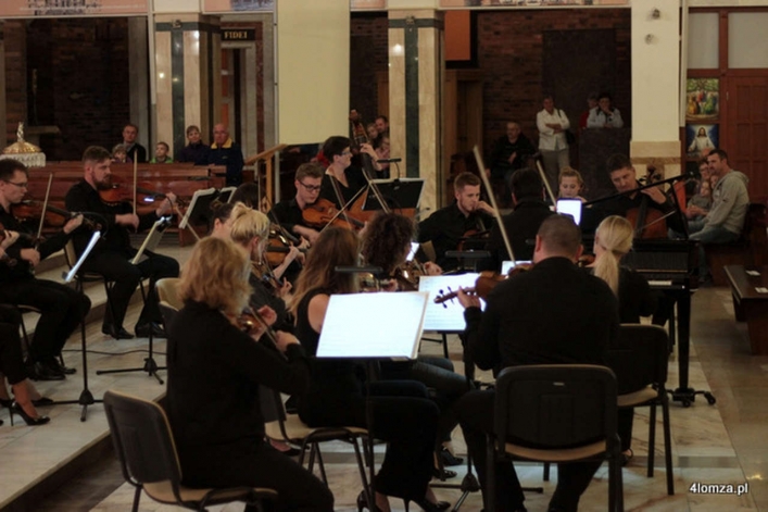 Elbląska Orkiestra Kameralna podbiła Łomżę muzyką filmową