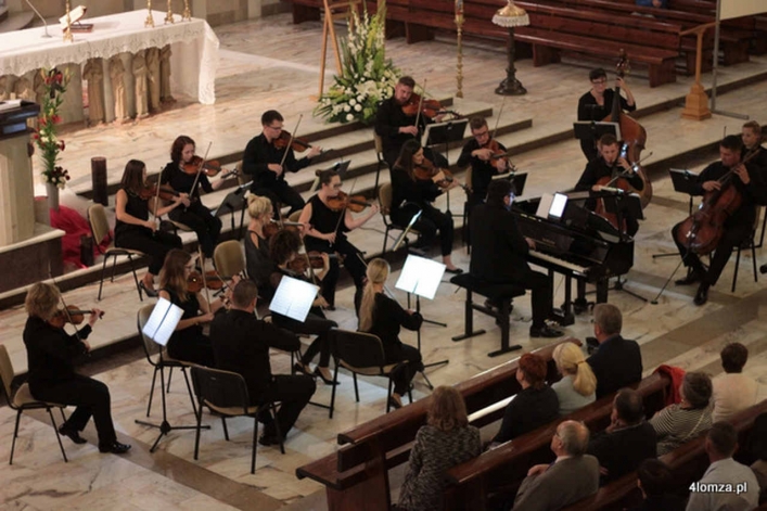 Elbląska Orkiestra Kameralna podbiła Łomżę muzyką filmową