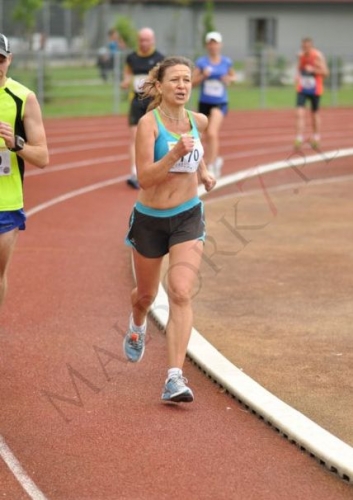 Elbląska pielęgniarka Bożena Znarowska staruje w maratonach