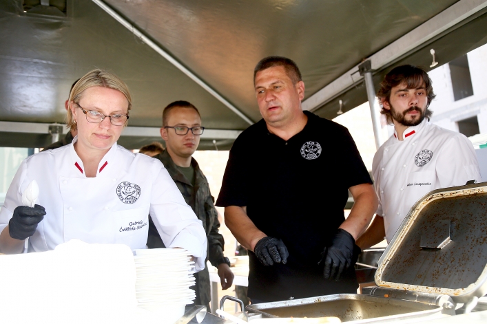 Elbląski Klub Szefów Kuchni: 2000 porcji zupy w 2 dni!