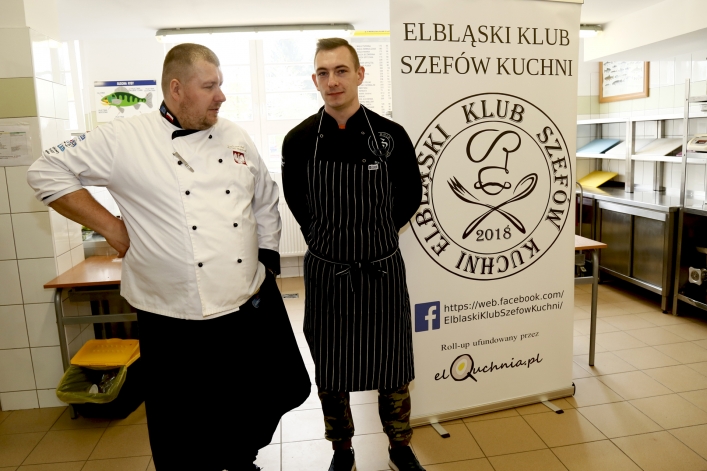Elbląski Klub Szefów Kuchni podczas drzwi otwartych Zespołu Szkół Gospodarczych 
