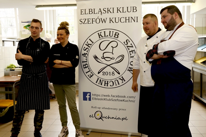 Elbląski Klub Szefów Kuchni podczas drzwi otwartych Zespołu Szkół Gospodarczych 