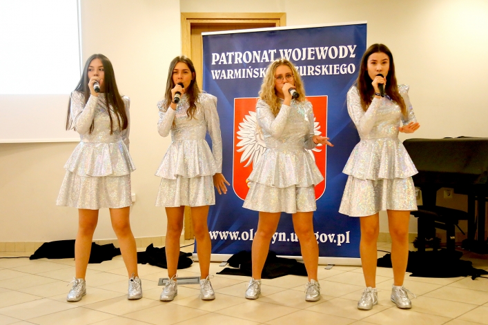 Elbląskie Diamenty zaśpiewały podczas obchodów 100-lecia Towarzystwa Przyjaciół Dzieci (+ zdjęcia)
