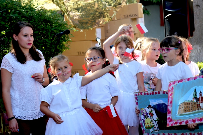 Elblążanie bawili się i uczyli historii na Festynie patriotycznym „Niepodległa na piątkę”