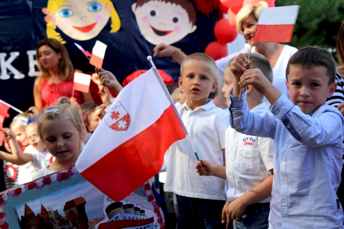 Elblążanie bawili się i uczyli historii na Festynie patriotycznym „Niepodległa na piątkę”