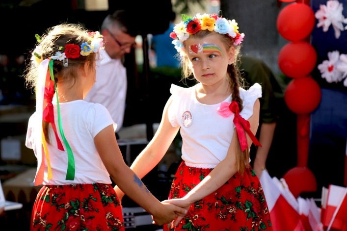 Elblążanie bawili się i uczyli historii na Festynie patriotycznym „Niepodległa na piątkę”