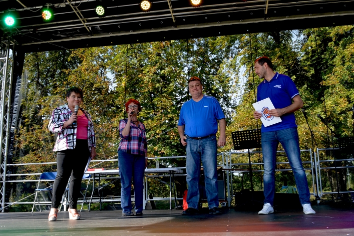 Elblążanie bawili się na  II Festynie Seniora w Bażantarni