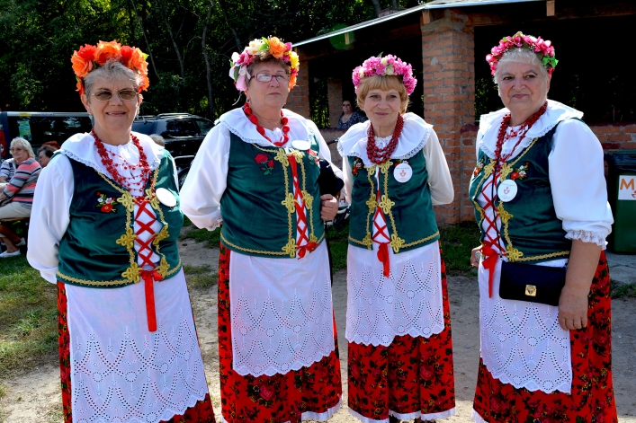 Elblążanie bawili się na  II Festynie Seniora w Bażantarni