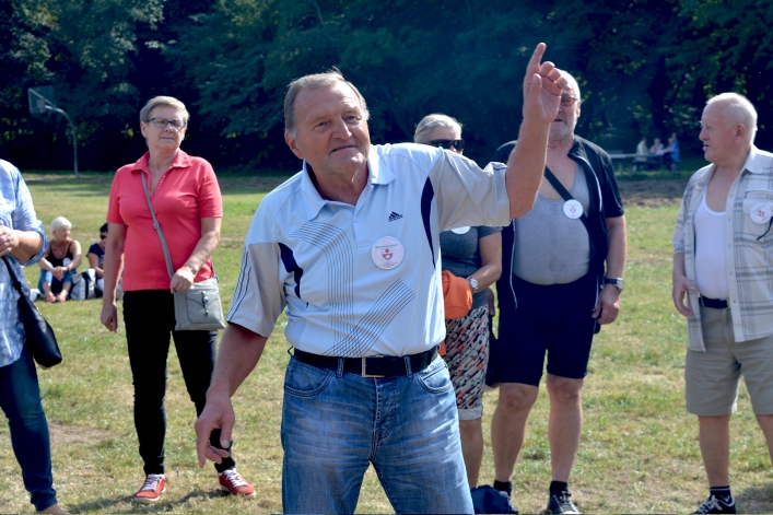 Elblążanie bawili się na  II Festynie Seniora w Bażantarni
