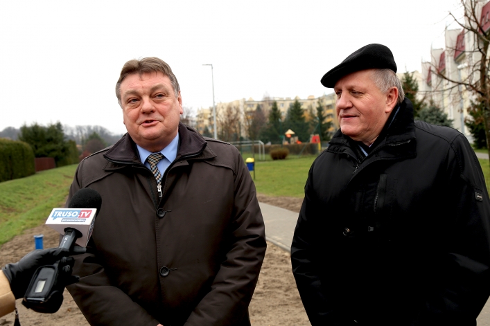 Elblążanie cieszą się już pieszym połączeniem Al. Grunwaldzkiej z ul. Kolejową