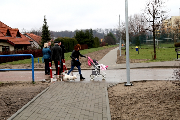 Elblążanie cieszą się już pieszym połączeniem Al. Grunwaldzkiej z ul. Kolejową