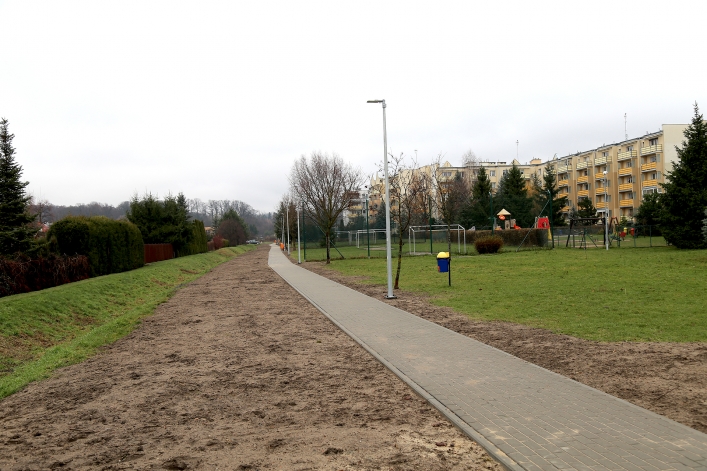 Elblążanie cieszą się już pieszym połączeniem Al. Grunwaldzkiej z ul. Kolejową