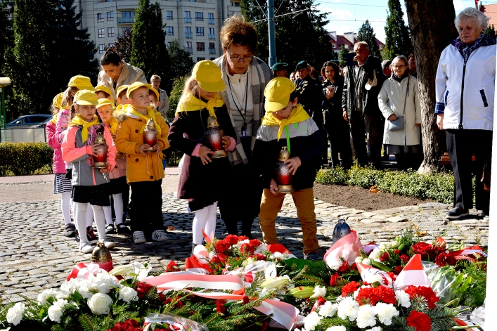 Elblążanie obchodzili 79. rocznicę utworzenia Polskiego Państwa Podziemnego