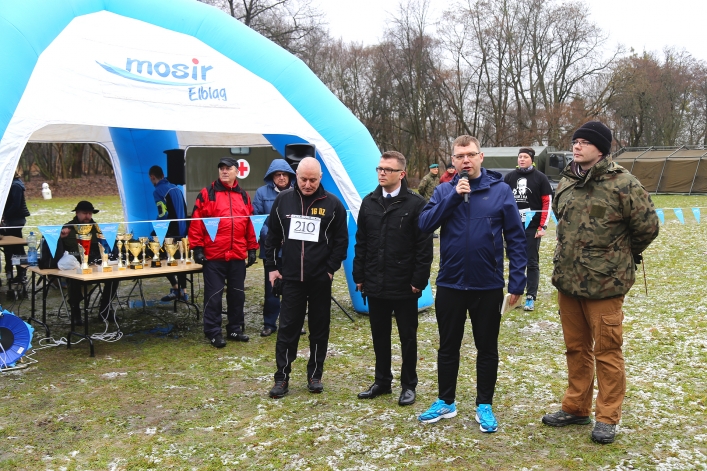 Elblążanie po raz pierwszy pobiegli „Tropem Wilczym” (+ zdjęcia)