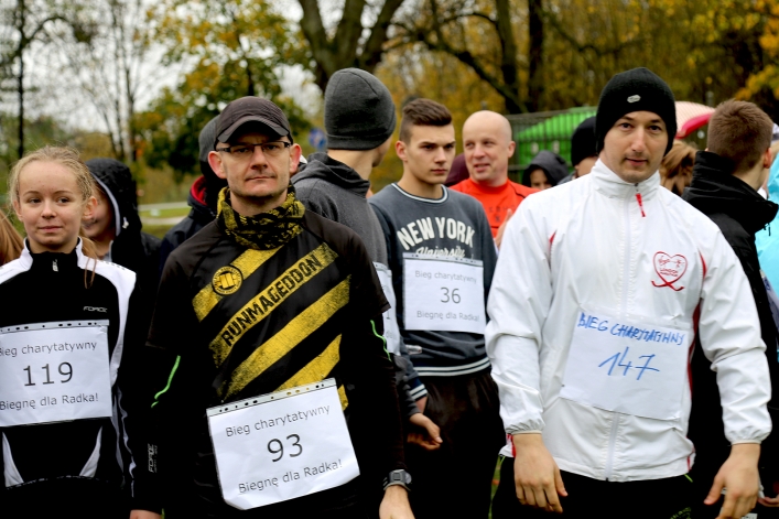 Elblążanie pobiegli dla Radka z III LO, którego rodzinny dom strawił pożar