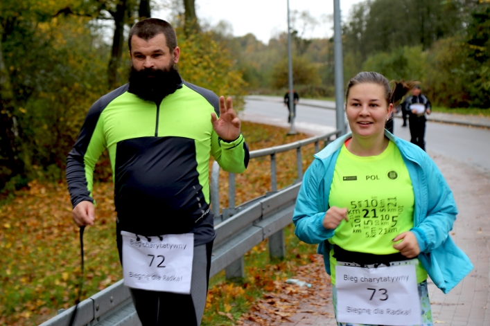 Elblążanie pobiegli dla Radka z III LO, którego rodzinny dom strawił pożar