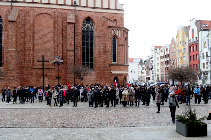 Elblążanie pożegnali śp. Pawła Adamowicza, prezydenta Gdańska 