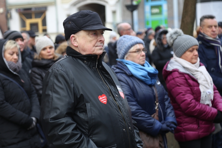 Elblążanie pożegnali śp. Pawła Adamowicza, prezydenta Gdańska 