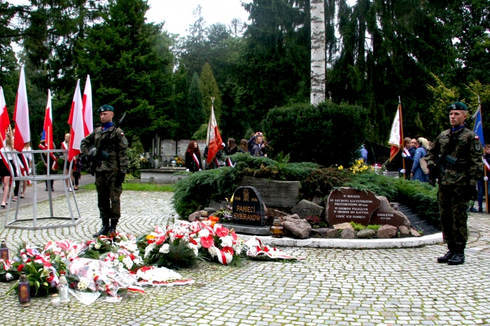Elblążanie uczcili ofiary sowieckiej agresji 