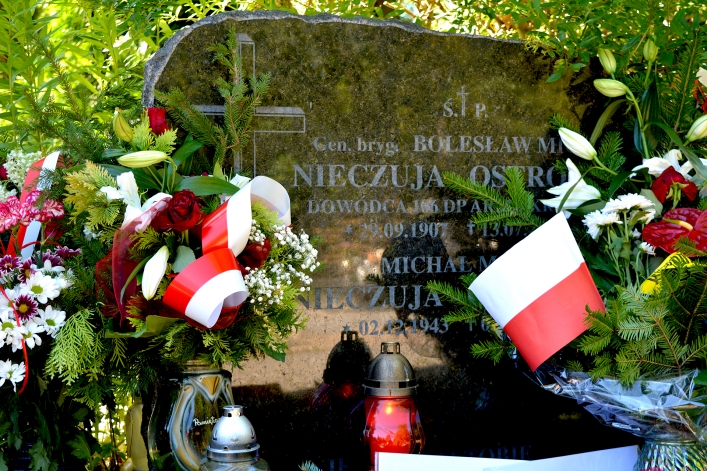 Elblążanie uczcili pamięć gen. Bolesława Nieczuja-Ostrowskiego. Będzie tablica na b. siedzibie bezpieki