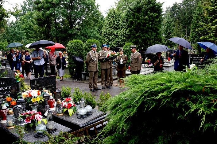 Elblążanie uczcili pamięć gen. Bolesława Nieczuja-Ostrowskiego w 10. rocznicę śmierci