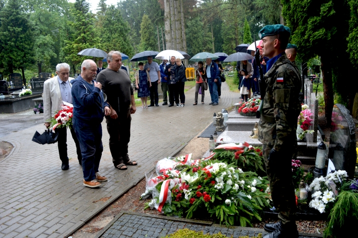Elblążanie uczcili pamięć gen. Bolesława Nieczuja-Ostrowskiego w 10. rocznicę śmierci