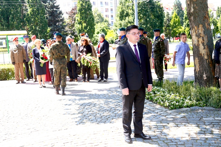Elblążanie uczcili pamięć ofiar zbrodni wołyńskiej. 76. rocznica ludobójstwa na Wołyniu