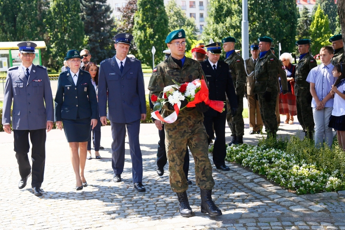 Elblążanie uczcili pamięć ofiar zbrodni wołyńskiej. 76. rocznica ludobójstwa na Wołyniu