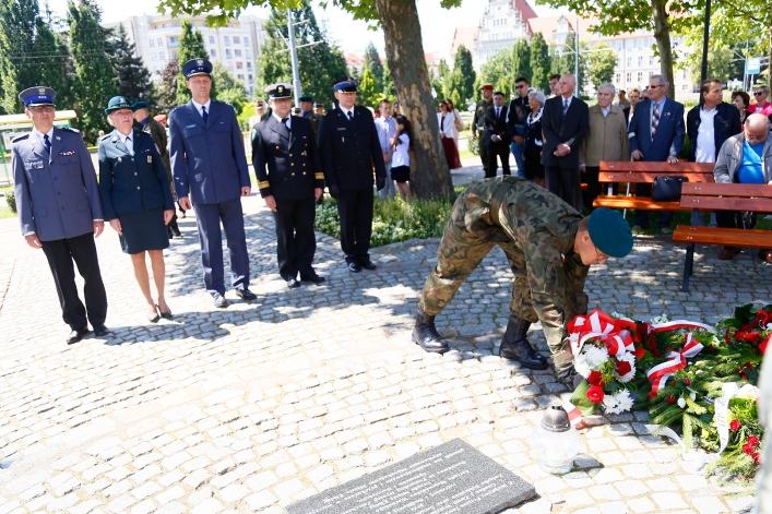 Elblążanie uczcili pamięć ofiar zbrodni wołyńskiej. 76. rocznica ludobójstwa na Wołyniu