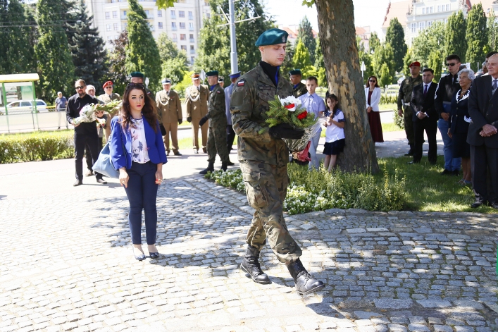 Elblążanie uczcili pamięć ofiar zbrodni wołyńskiej. 76. rocznica ludobójstwa na Wołyniu
