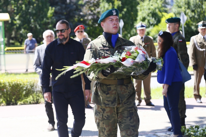 Elblążanie uczcili pamięć ofiar zbrodni wołyńskiej. 76. rocznica ludobójstwa na Wołyniu