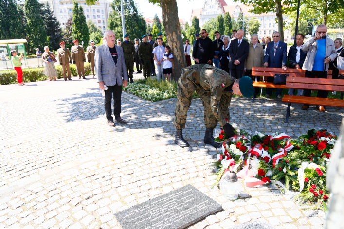 Elblążanie uczcili pamięć ofiar zbrodni wołyńskiej. 76. rocznica ludobójstwa na Wołyniu